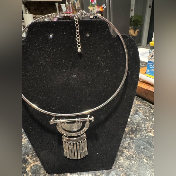 Unlisted Silver Necklace with Fringe Pendant - Picture 3 of 3
